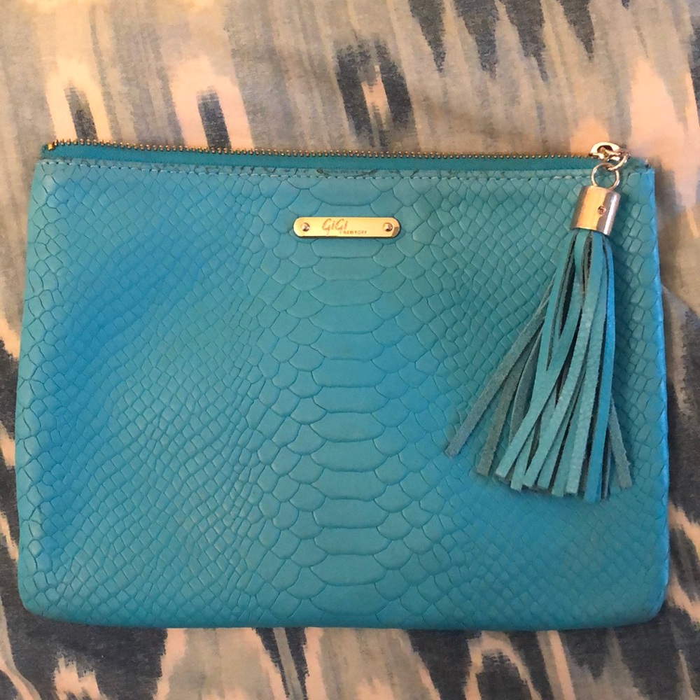 Gigi New York clutch